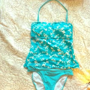 SO blue floral tankini